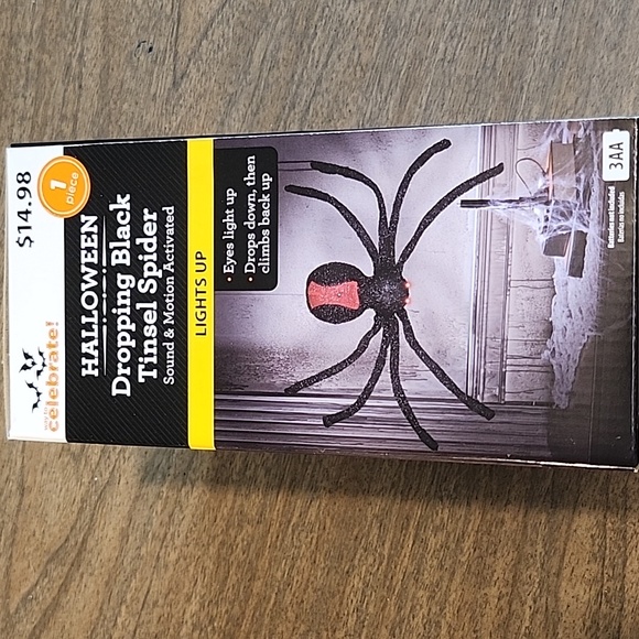 Dropping Spider- Sound and Motion Activated - Picture 2 of 4